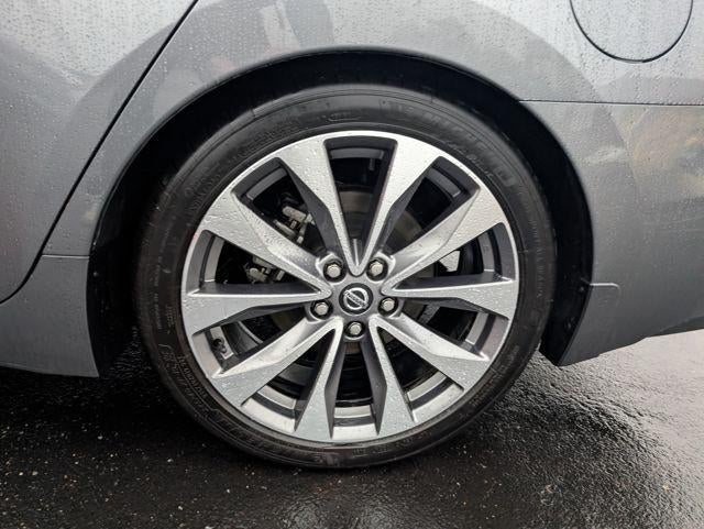 2021 Nissan Maxima Platinum