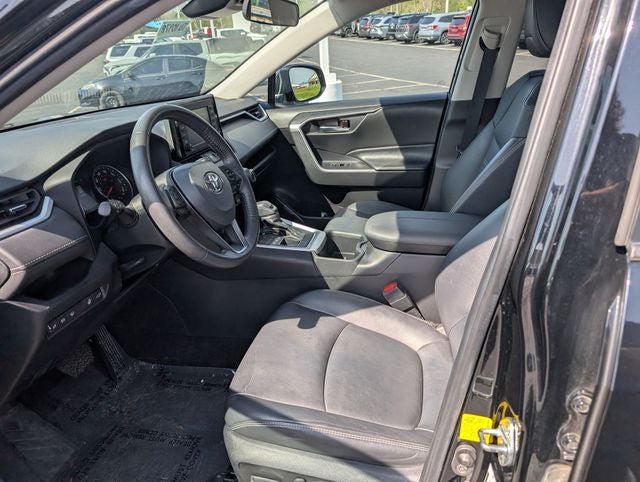 2022 Toyota RAV4 XLE Premium - Photo 14
