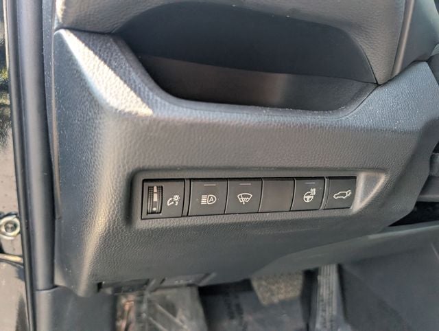 2022 Toyota RAV4 XLE Premium - Photo 17