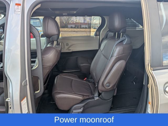 2021 Toyota Sienna Platinum 7 Passenger