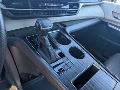 2023 Toyota Sienna Platinum 7 Passenger
