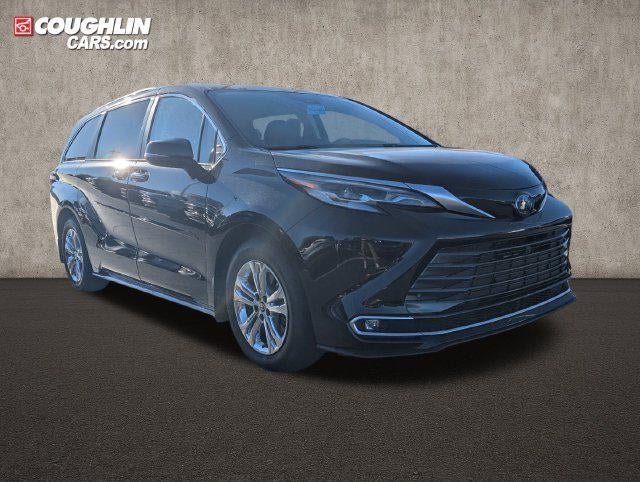 2023 Toyota Sienna Platinum 7 Passenger