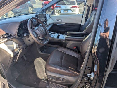 2023 Toyota Sienna Platinum 7 Passenger