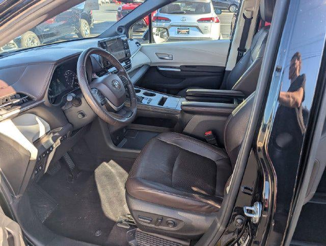 2023 Toyota Sienna Platinum 7 Passenger