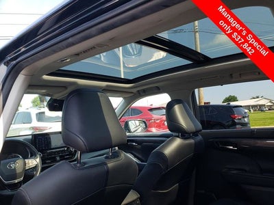 2022 Toyota Highlander Platinum