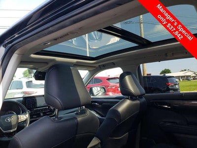 2022 Toyota Highlander Platinum