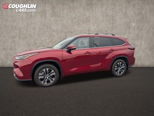 2025 Toyota Highlander XLE