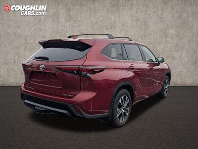 2025 Toyota Highlander XLE