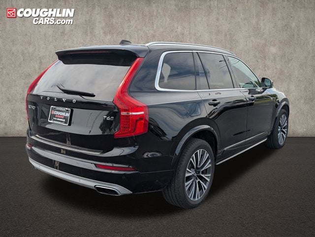 2021 Volvo XC90 T6 Momentum