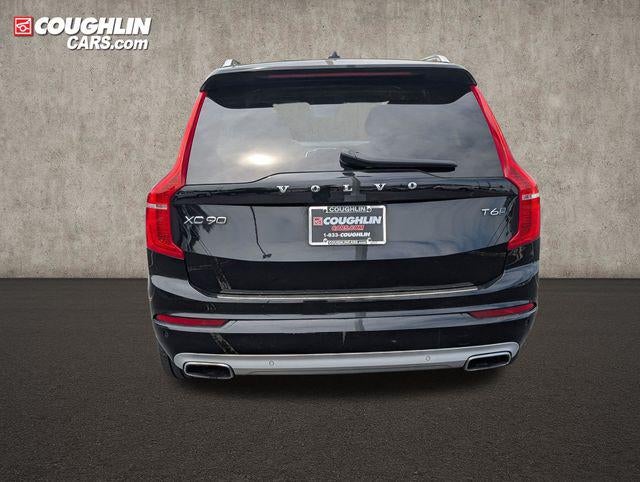 2021 Volvo XC90 T6 Momentum