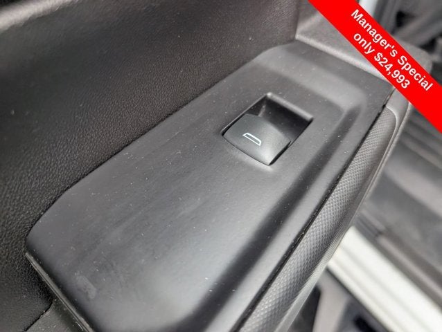 2021 Chevrolet Silverado 1500 4WD Crew Cab 147" Custom