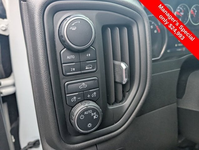 2021 Chevrolet Silverado 1500 4WD Crew Cab 147" Custom