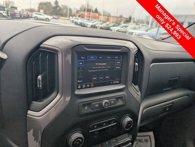 2021 Chevrolet Silverado 1500 4WD Crew Cab 147" Custom