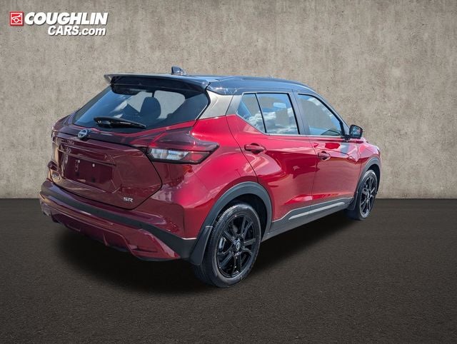 2023 Nissan Kicks SR