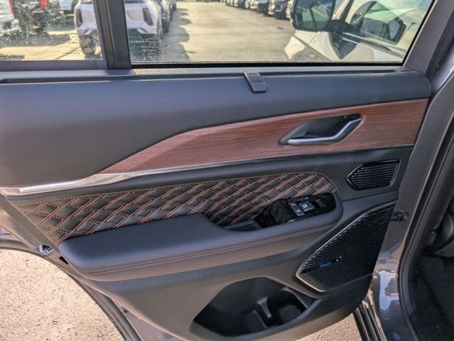 2022 Jeep Grand Cherokee Summit