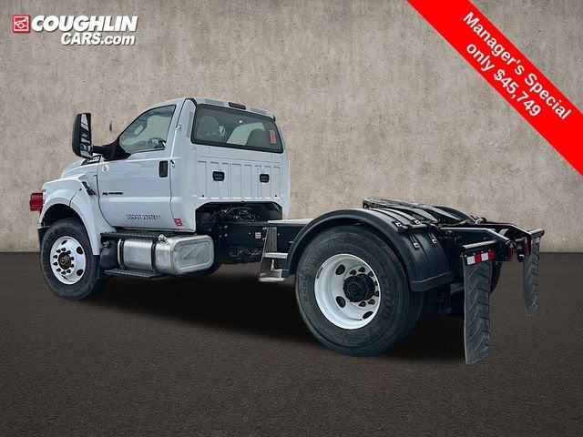 2019 Ford F-750SD Base