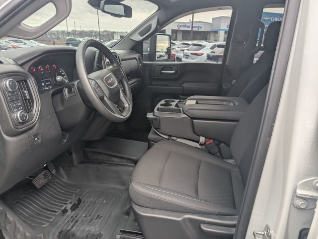 2025 GMC Sierra 3500HD Pro