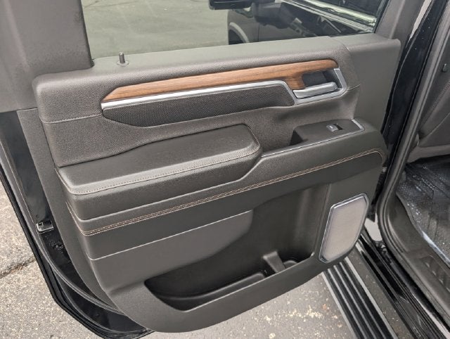 2025 Chevrolet Silverado 3500HD High Country