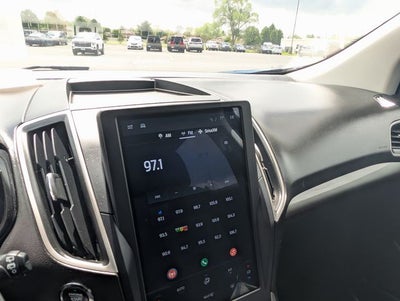 2022 Ford Edge SE