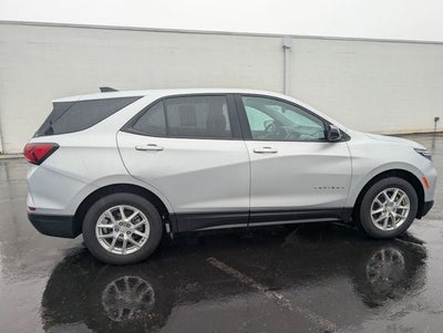 2022 Chevrolet Equinox LS