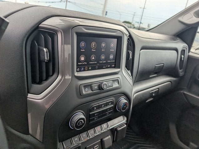2024 Chevrolet Silverado 1500 4WD Crew Cab 147" Custom