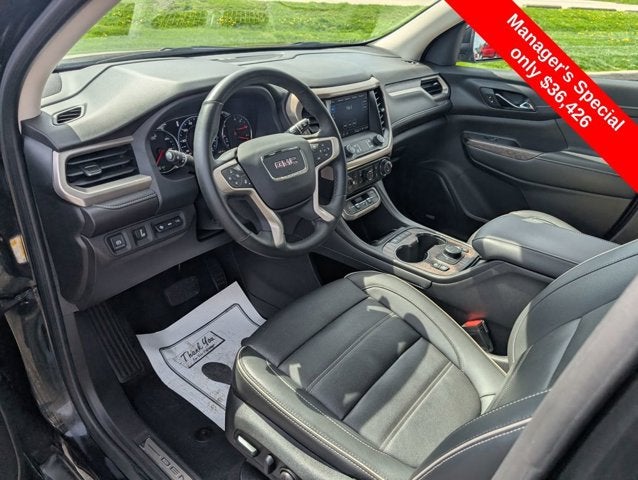 2023 GMC Acadia Denali