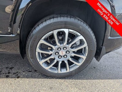 2023 GMC Acadia Denali