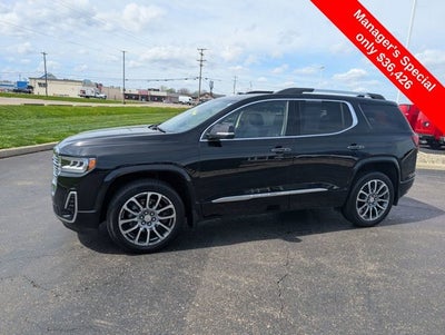 2023 GMC Acadia Denali