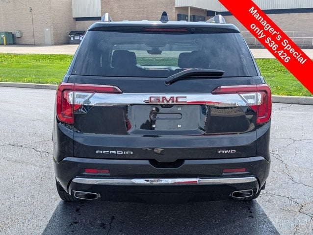 2023 GMC Acadia Denali