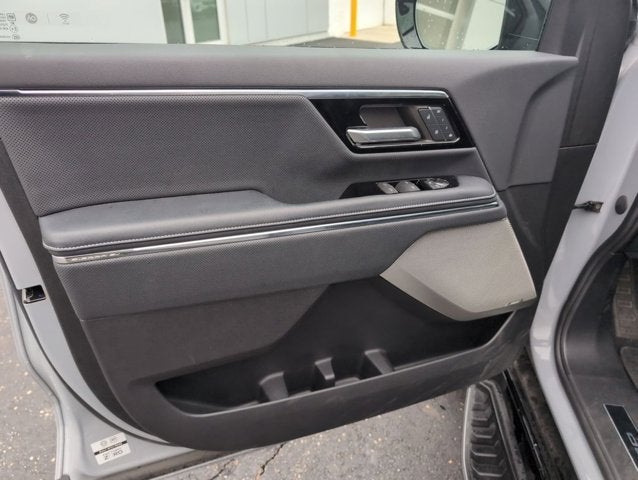 2024 GMC Sierra EV Denali Edition 1