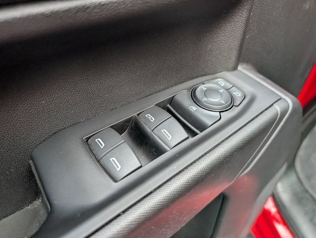2023 Chevrolet Silverado 1500 4WD Crew Cab 147" Custom