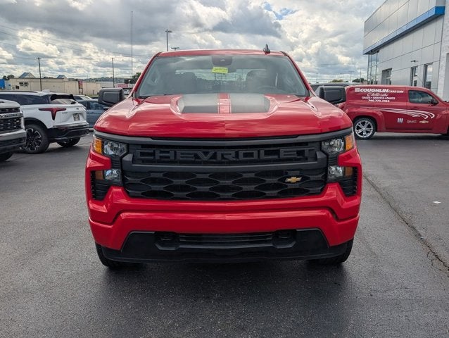 2023 Chevrolet Silverado 1500 4WD Crew Cab 147" Custom