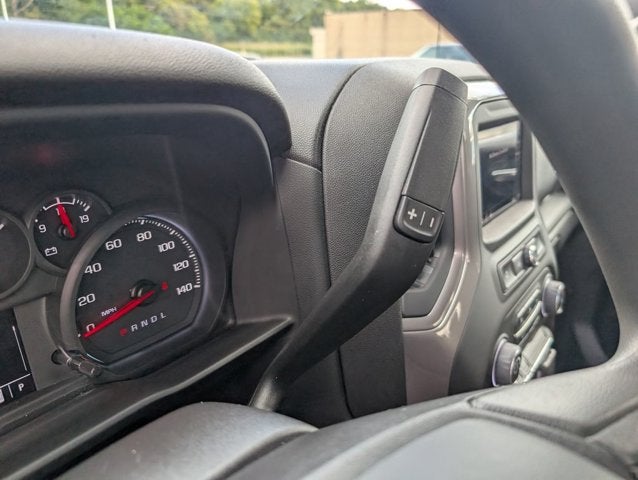 2023 Chevrolet Silverado 1500 4WD Crew Cab 147" Custom