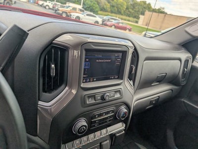2023 Chevrolet Silverado 1500 4WD Crew Cab 147" Custom