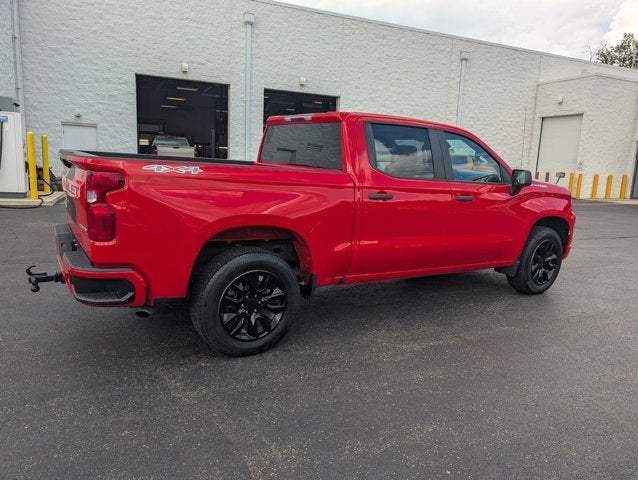 2023 Chevrolet Silverado 1500 4WD Crew Cab 147" Custom