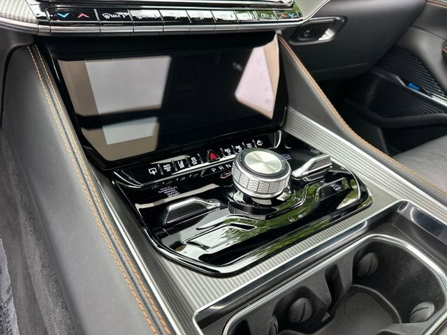 2023 Jeep Grand Wagoneer Series III Obsidian