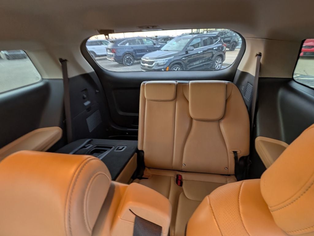 2024 Kia Carnival LX