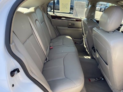 2007 Lincoln Town Car Signature Limited