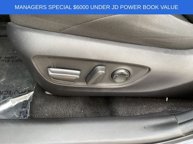 2023 Toyota RAV4 Prime SE