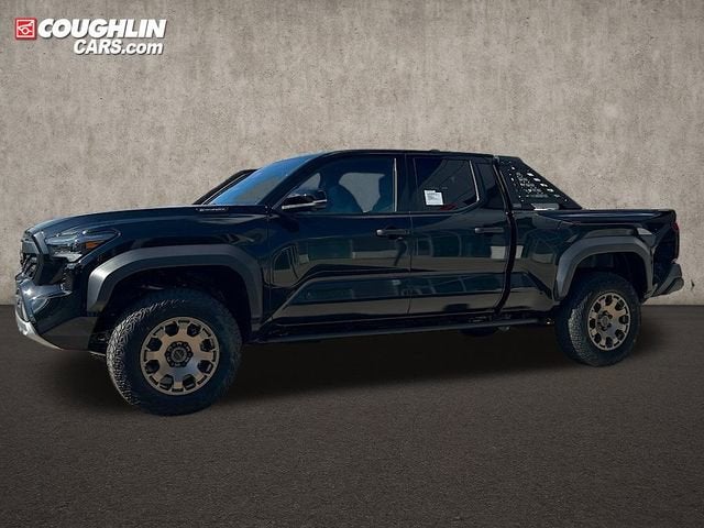 2025 Toyota Tacoma i-FORCE MAX Tacoma Trailhunter