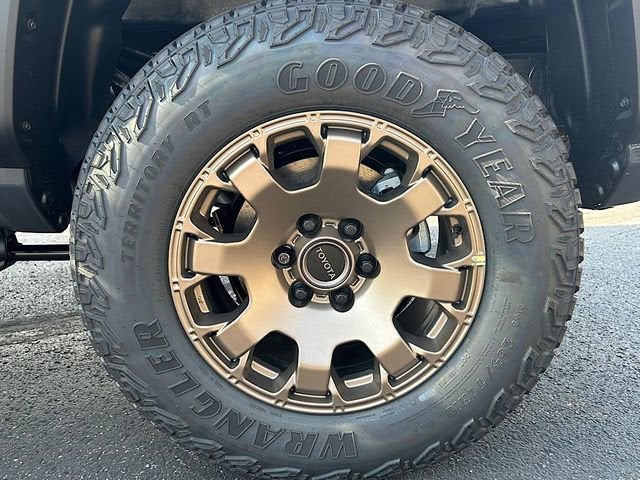 2025 Toyota Tacoma i-FORCE MAX Tacoma Trailhunter