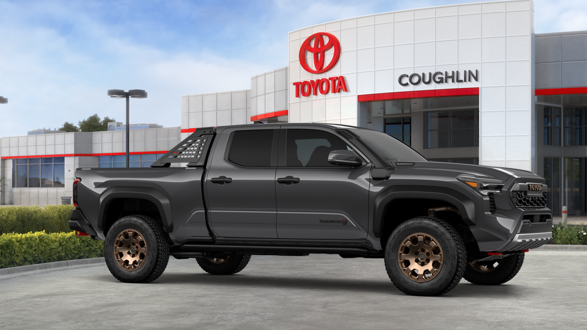 2025 Toyota Tacoma i-FORCE MAX Tacoma Trailhunter
