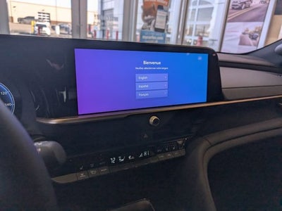 2025 Toyota Toyota Crown Signia Limited