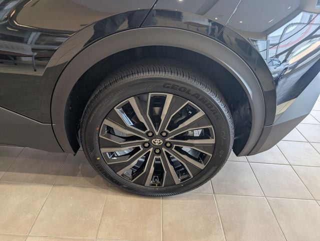 2026 Toyota C-HR XSE