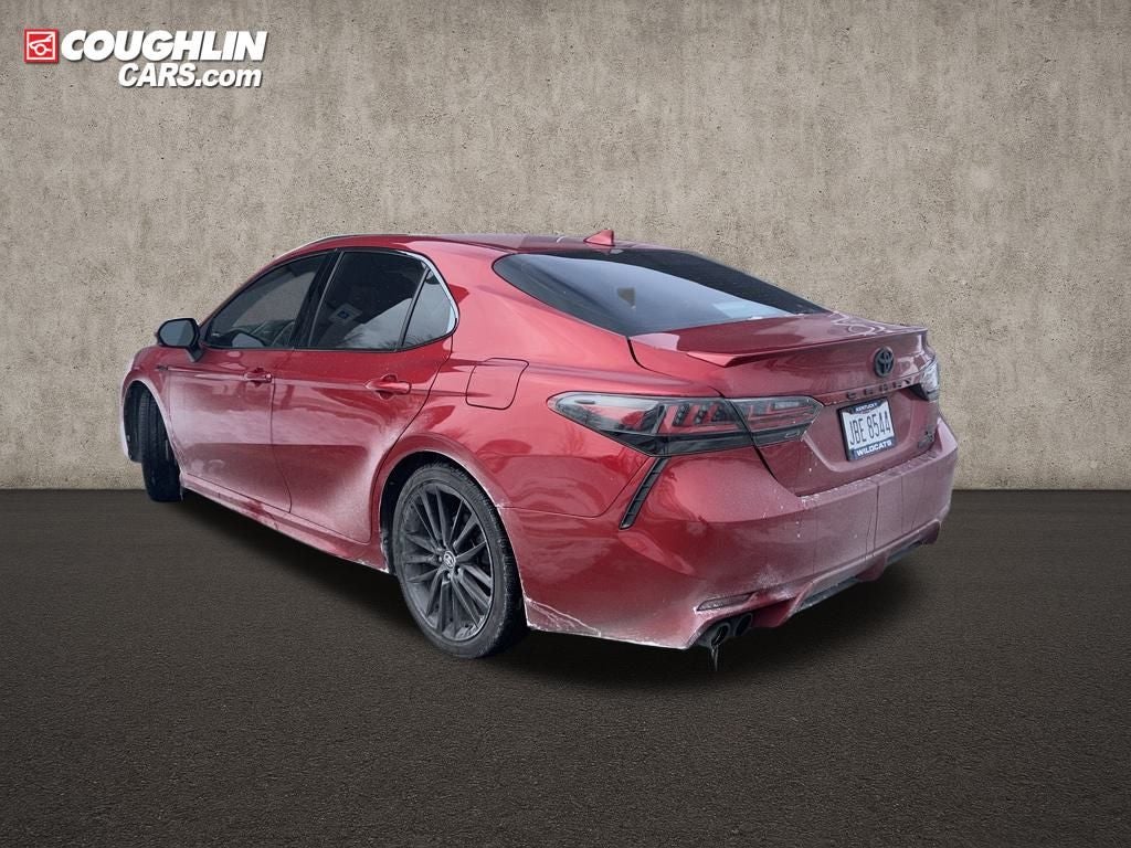 2021 Toyota Camry Hybrid XSE