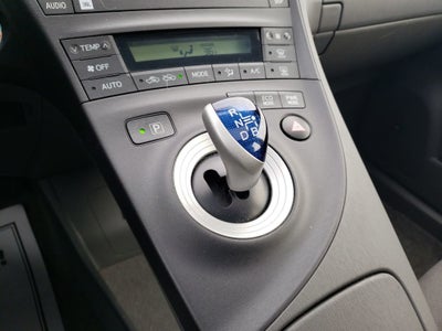 2010 Toyota Prius III