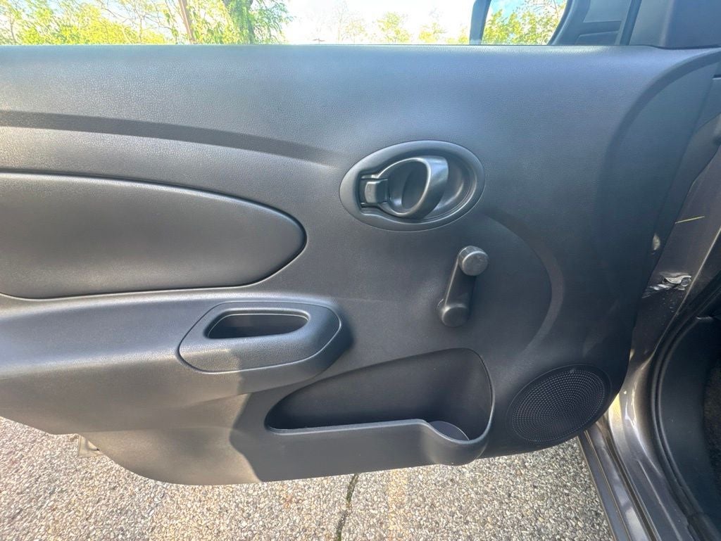 2016 Nissan Versa 1.6 S Plus