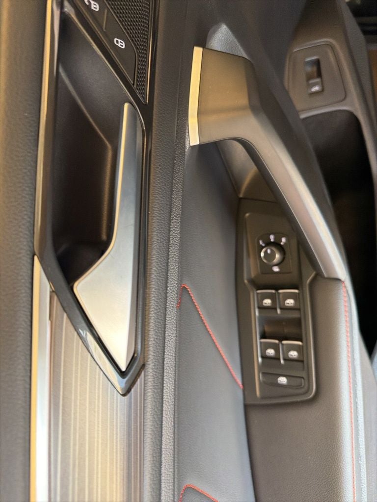 2024 Volkswagen Tiguan 2.0T Wolfsburg Edition