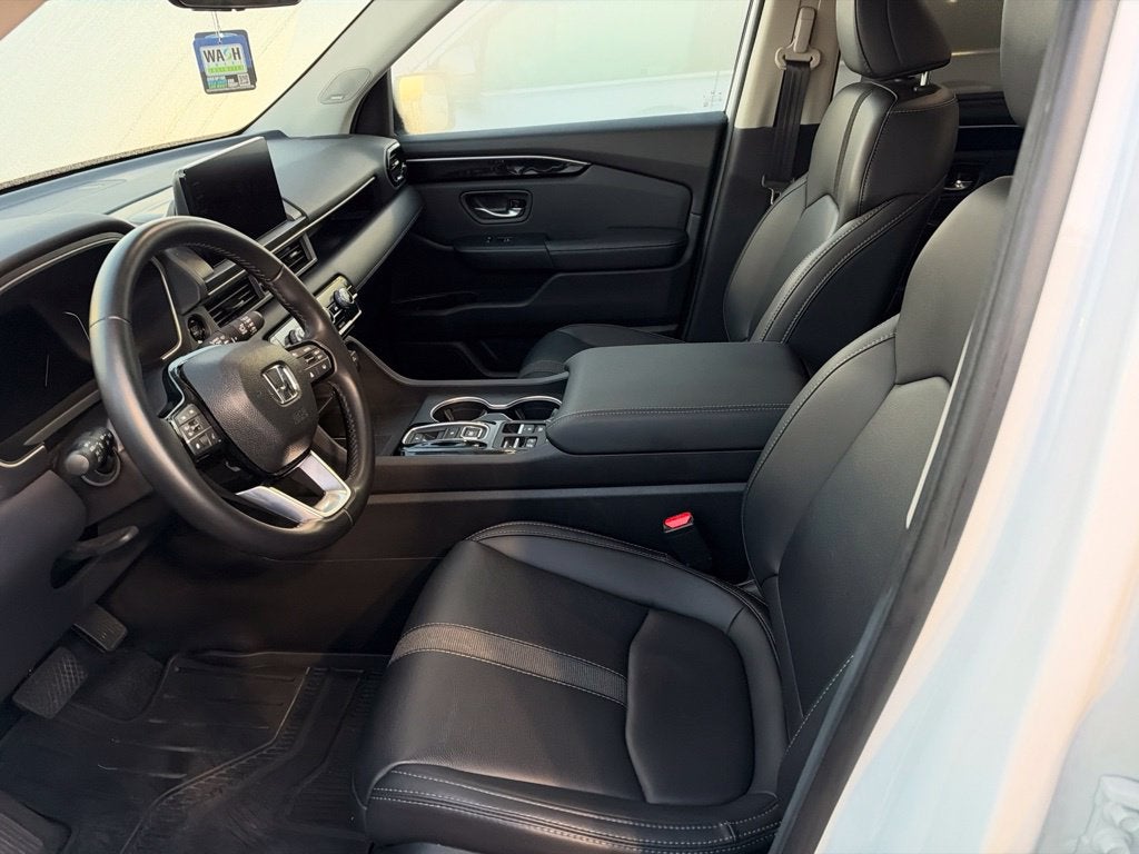 2025 Honda Pilot Base