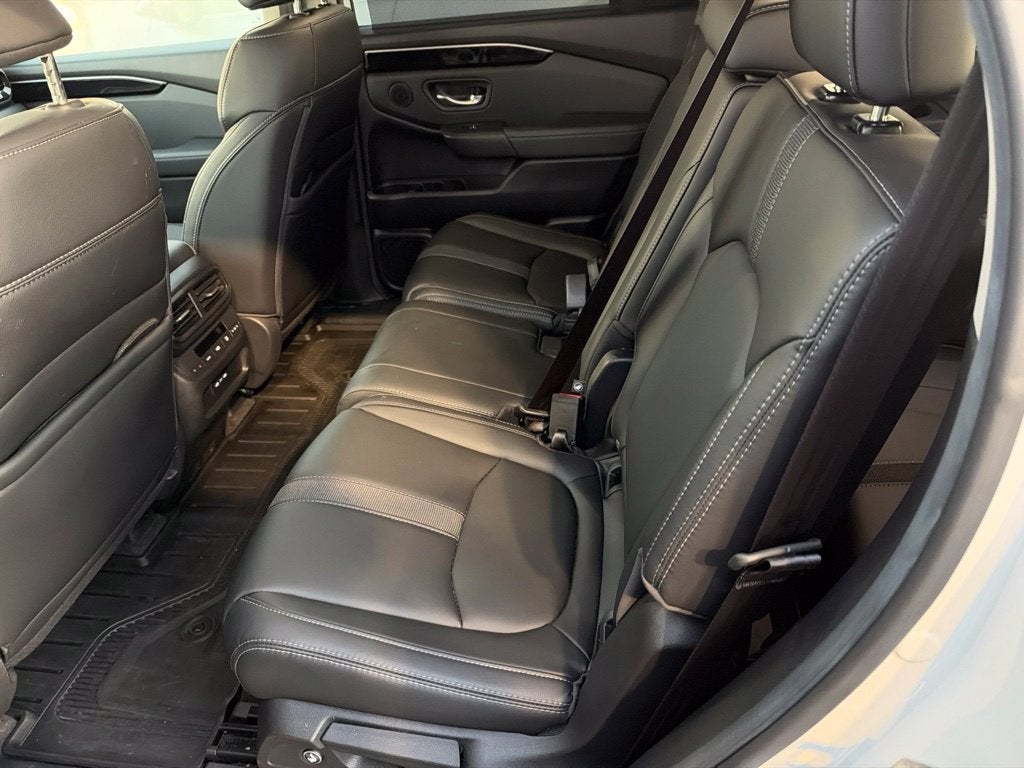 2025 Honda Pilot Base